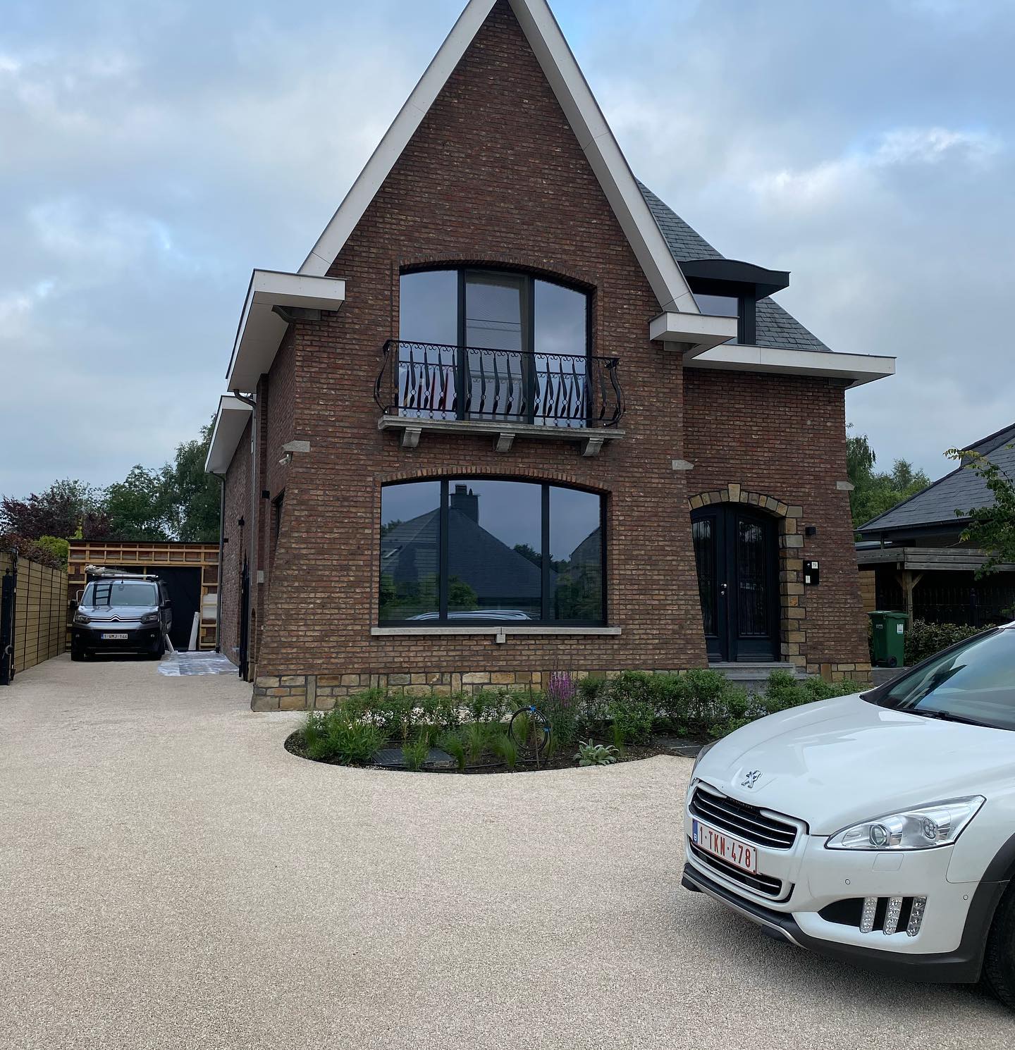 225636311_242197700921824_4973920269985384276_n